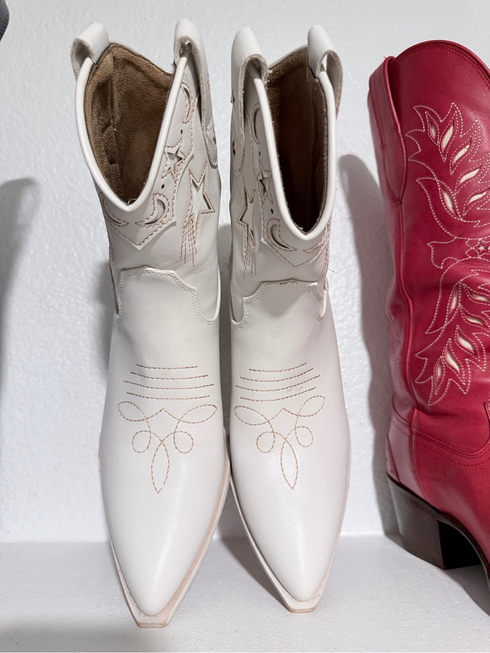 Mi.iM White/Cream Western Moon and Star Embroidered Ankle Cowboy Boots Size 10 - Picture 10 of 12